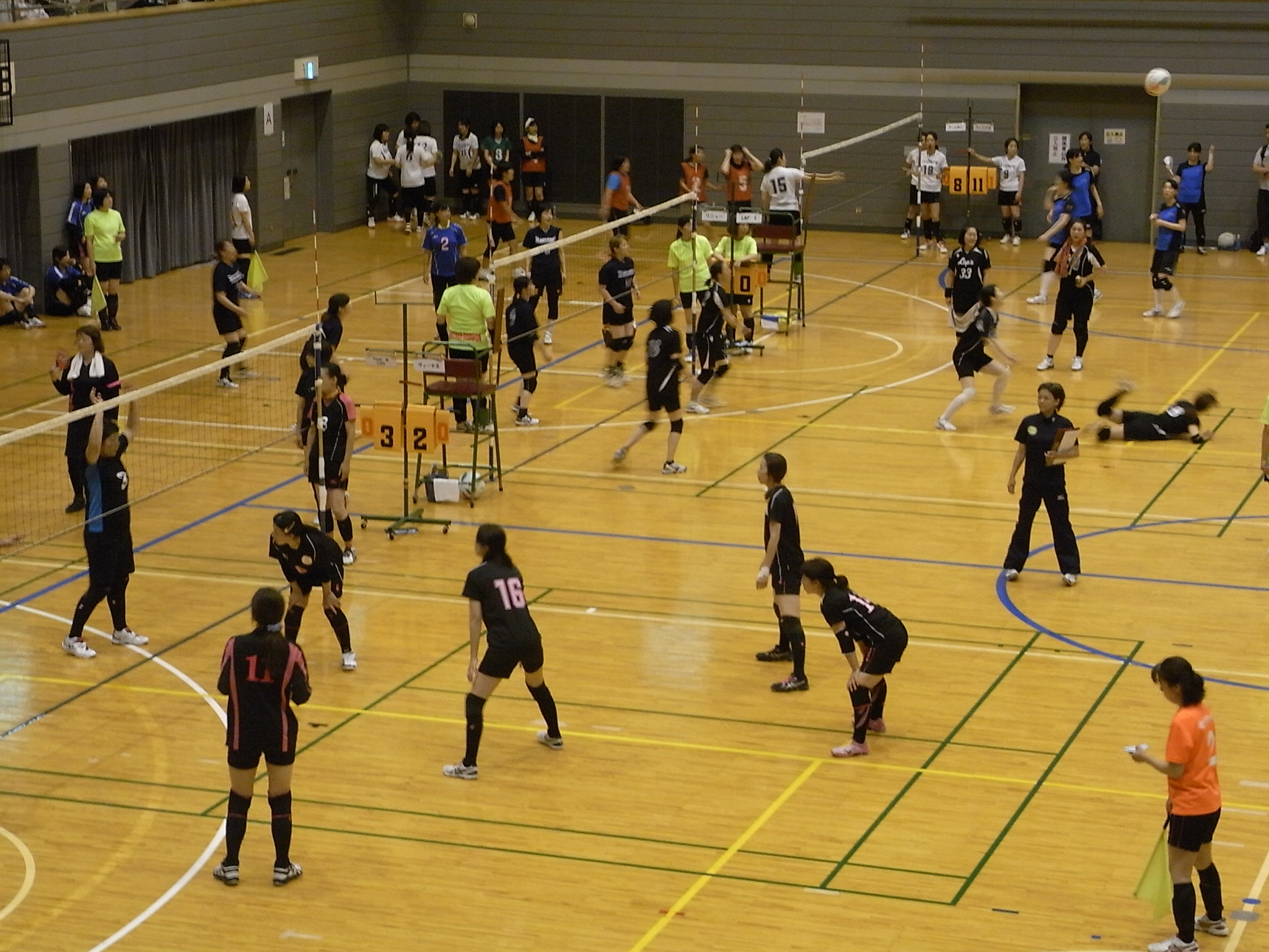 各コート熱戦が繰り広げられました