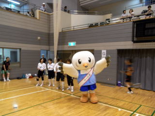 ゆりーとくんの始球式