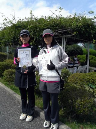 準優勝の江本・新田組