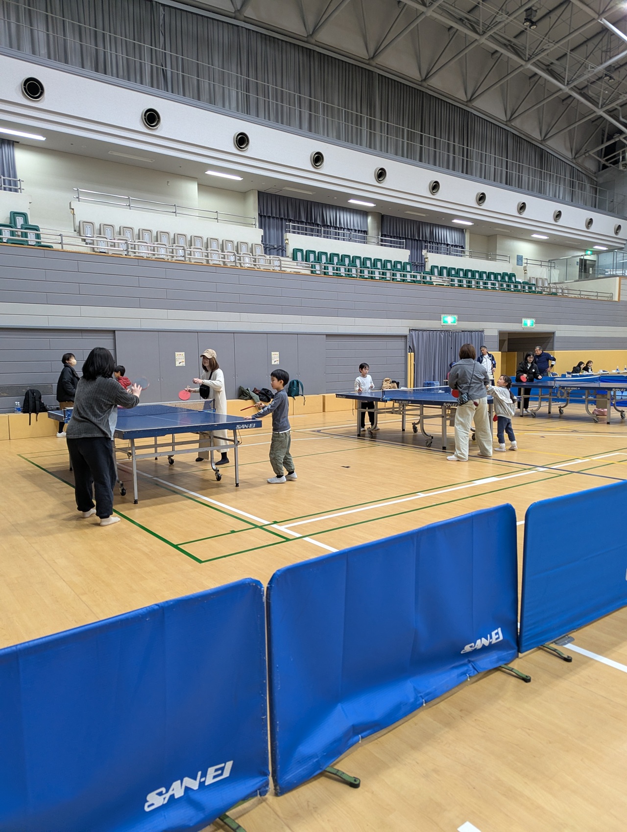 卓球教えてもらったよ